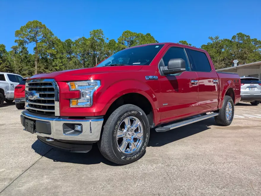 2015 Ford F-150 XLT photo 1