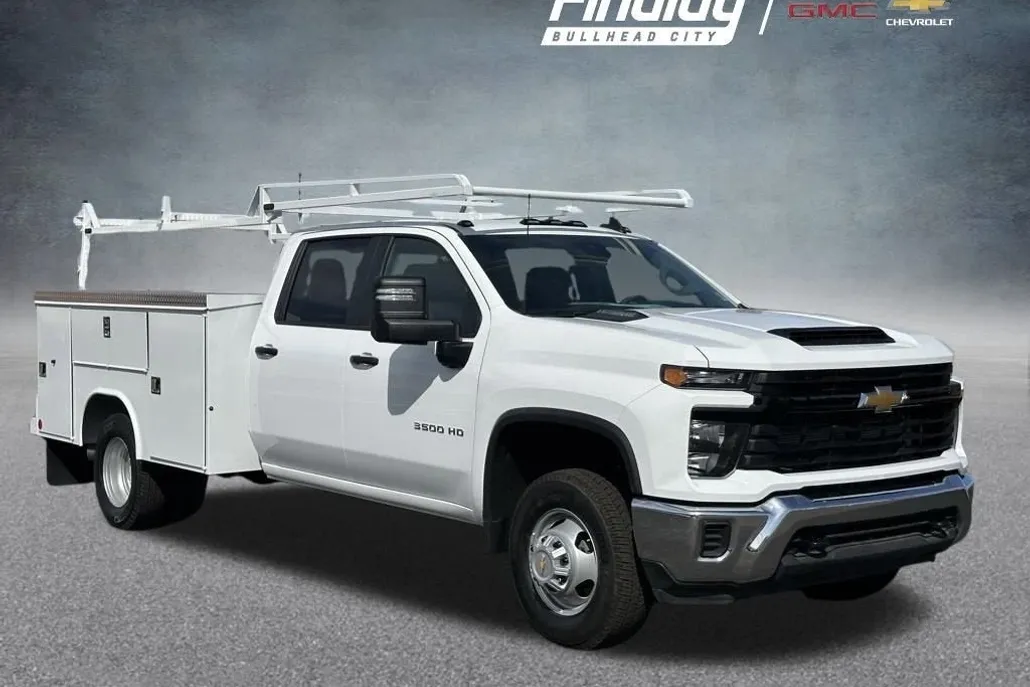 2024 Chevrolet Silverado 3500HD Work Truck photo 1