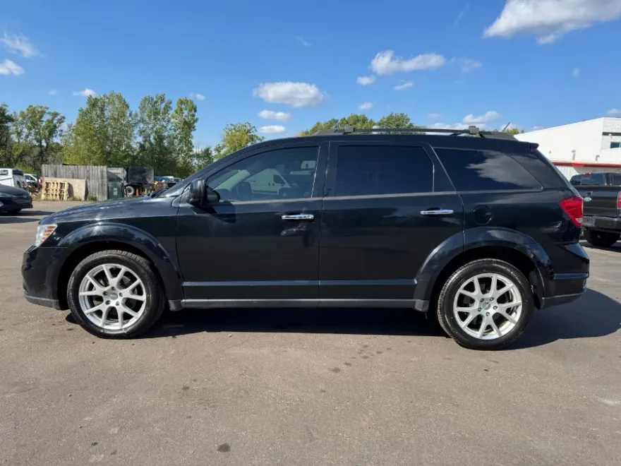 2015 Dodge Journey R/T photo 1