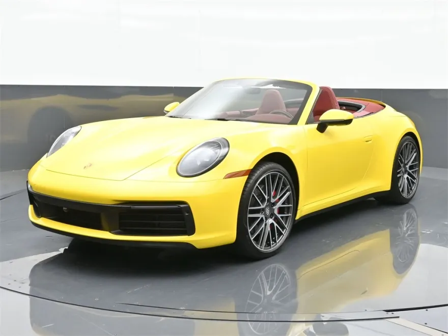 2022 Porsche 911 4S photo 1
