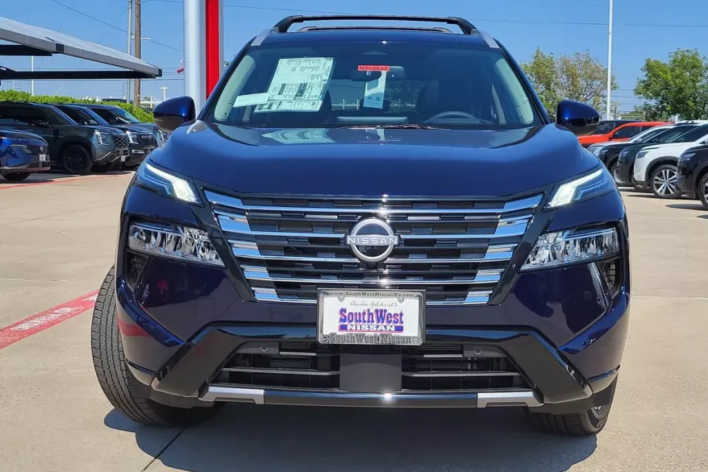 2026 Nissan Rogue Platinum photo 1