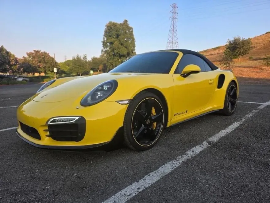 2016 Porsche 911 Turbo S Cabriolet photo 1