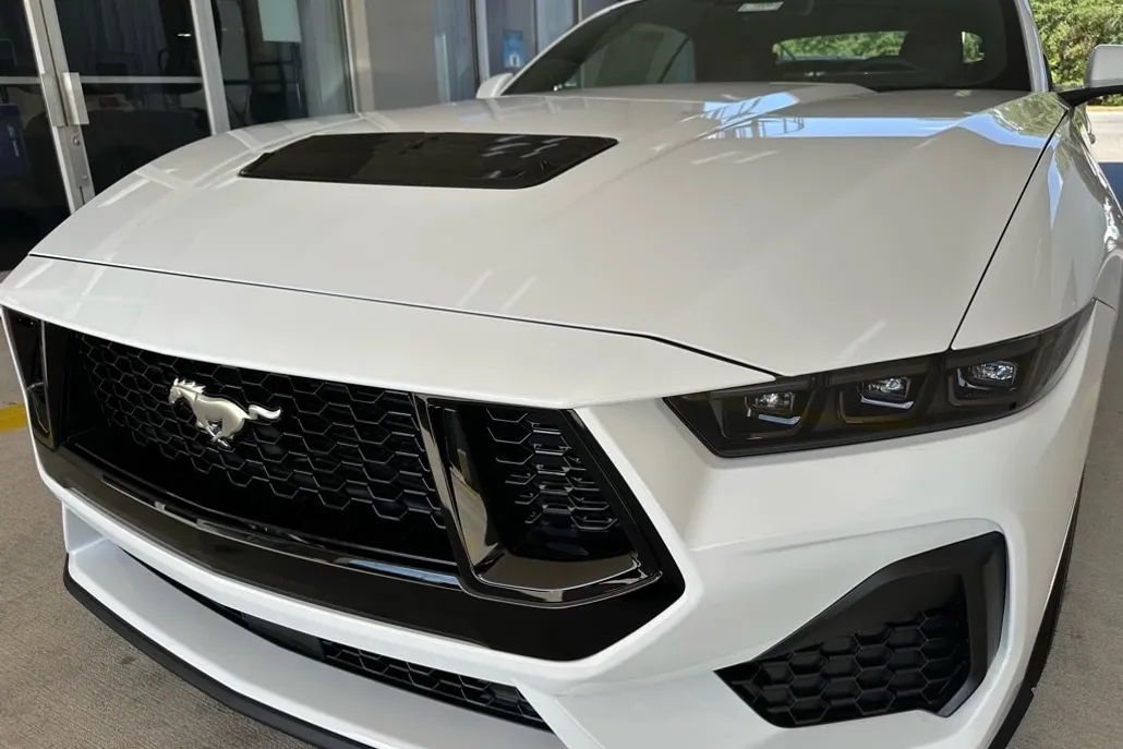 2025 Ford Mustang GT Premium Convertible photo 1