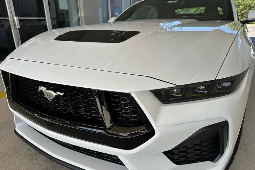 2025 Ford Mustang GT Premium Convertible photo 1