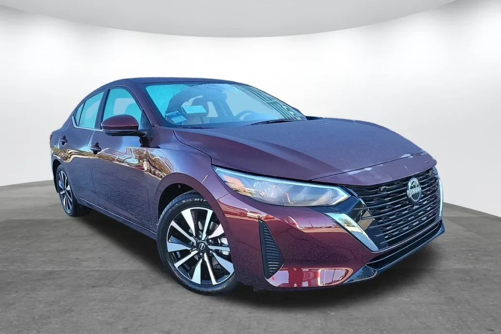 2025 Nissan Sentra SV photo 1