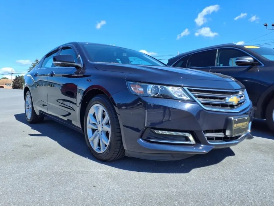 2019 Chevrolet Impala 1LT photo 1