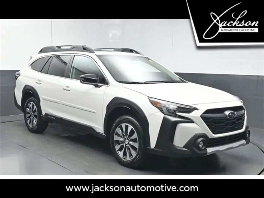 2025 Subaru Outback Limited XT photo 1