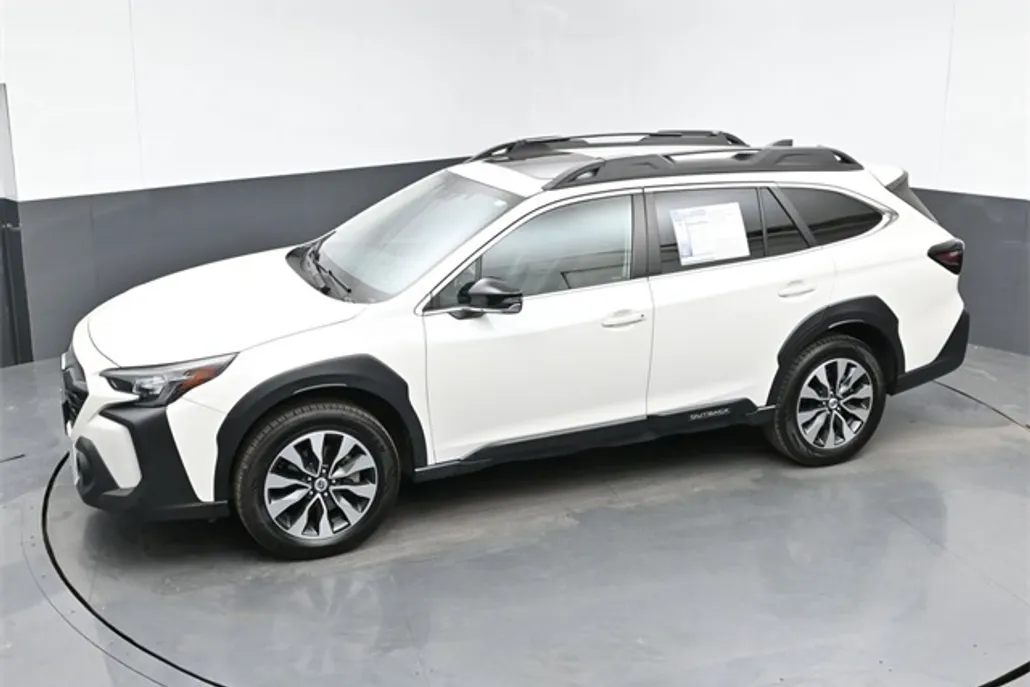 2024 Subaru Outback Limited photo 1