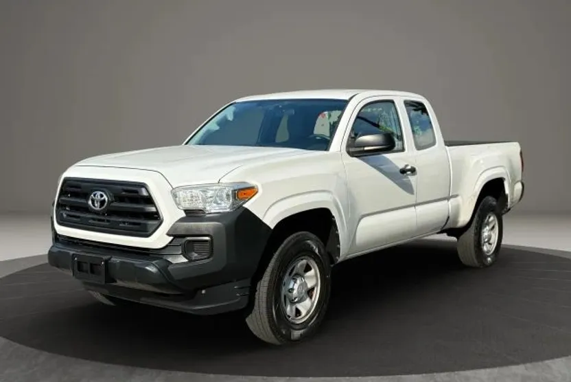2016 Toyota Tacoma Access Cab SR photo 1
