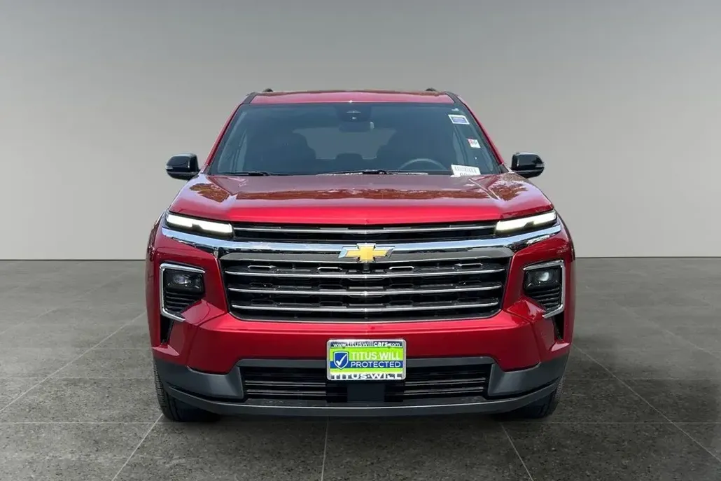 2025 Chevrolet Traverse 1LT photo 1