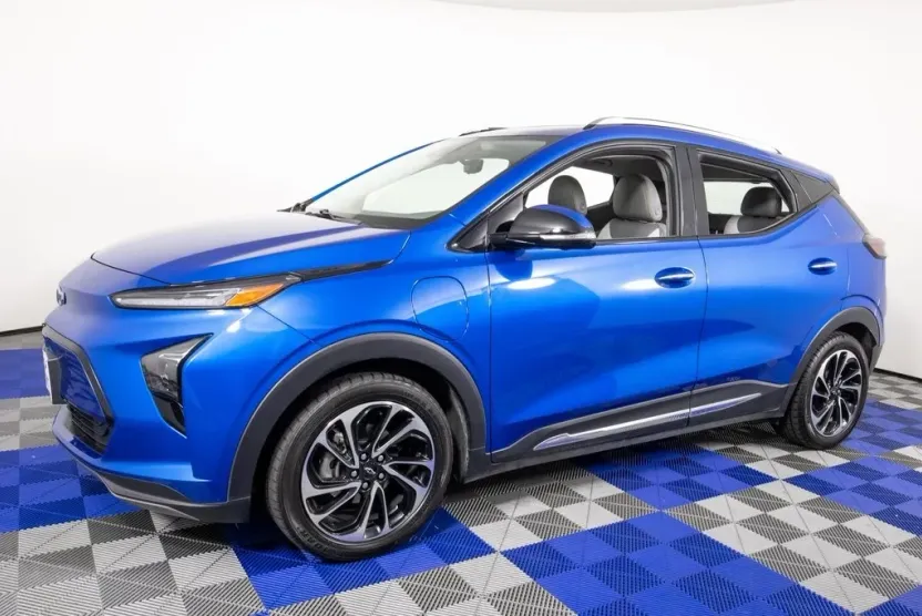 2022 Chevrolet Bolt EUV Premier photo 1