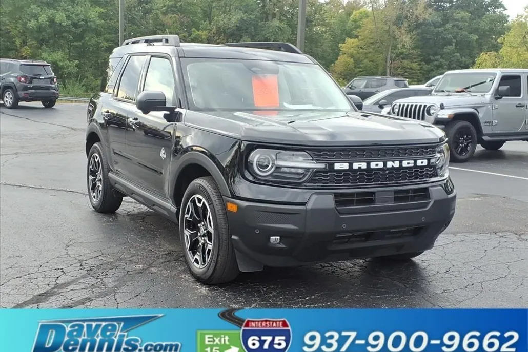 2025 Ford Bronco Sport Outer Banks photo 1