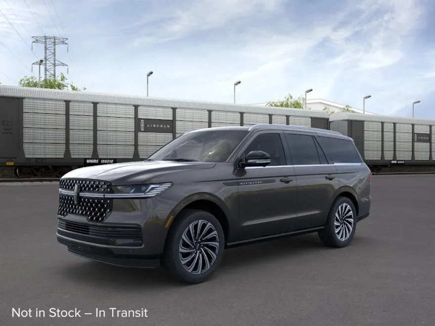 2025 Lincoln Navigator Black Label photo 1