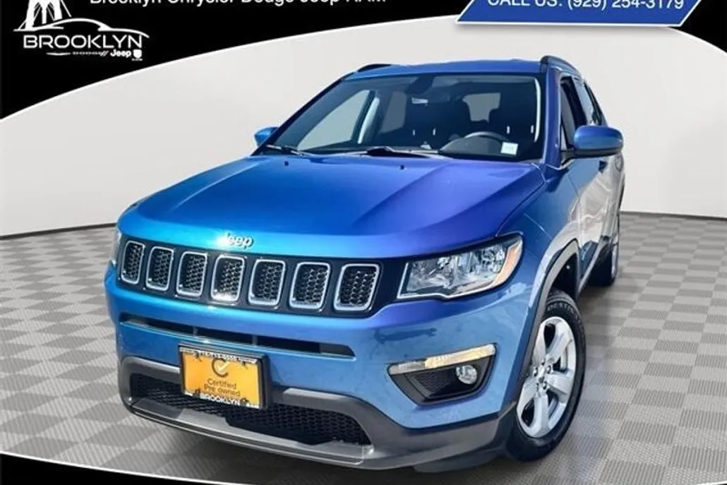 2021 Jeep Compass Latitude photo 1