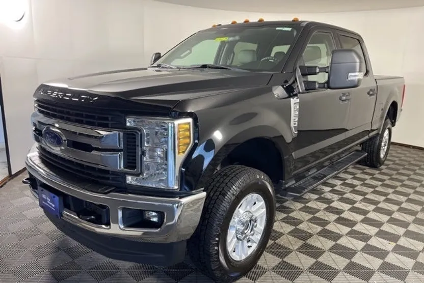 2018 Ford F-250 photo 1
