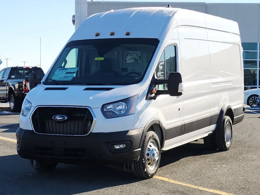 2024 Ford Transit photo 1