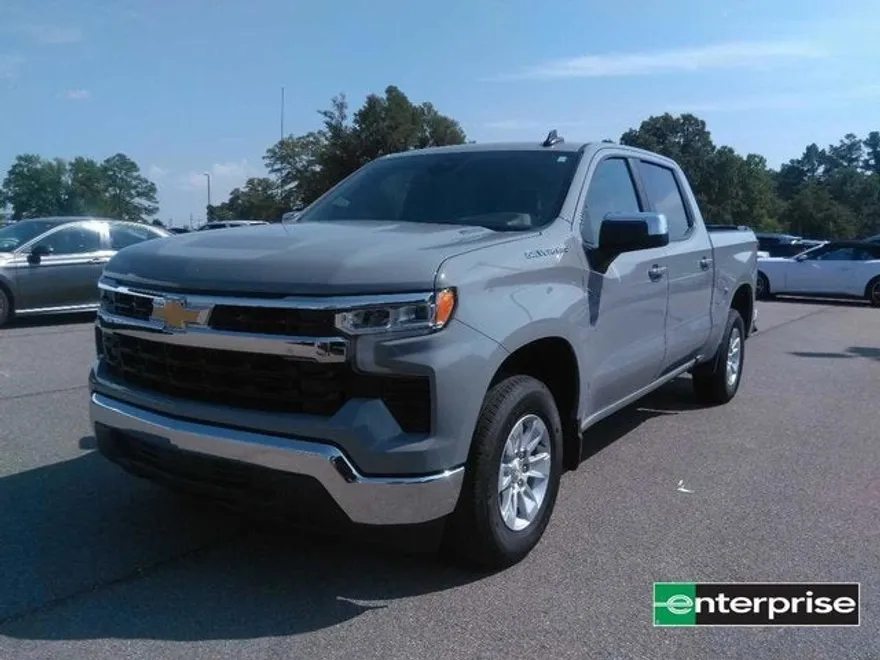 2024 Chevrolet Silverado 1500 LT photo 1