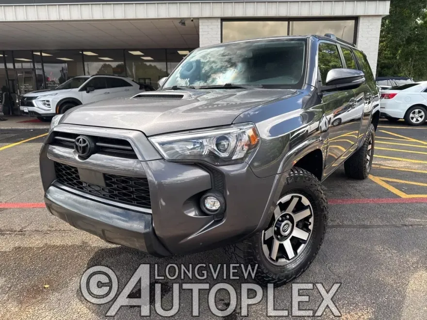 2021 Toyota 4Runner TRD Off-Road Premium photo 1
