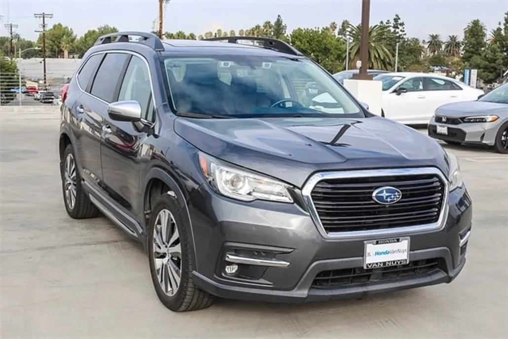 2021 Subaru Ascent Touring photo 1