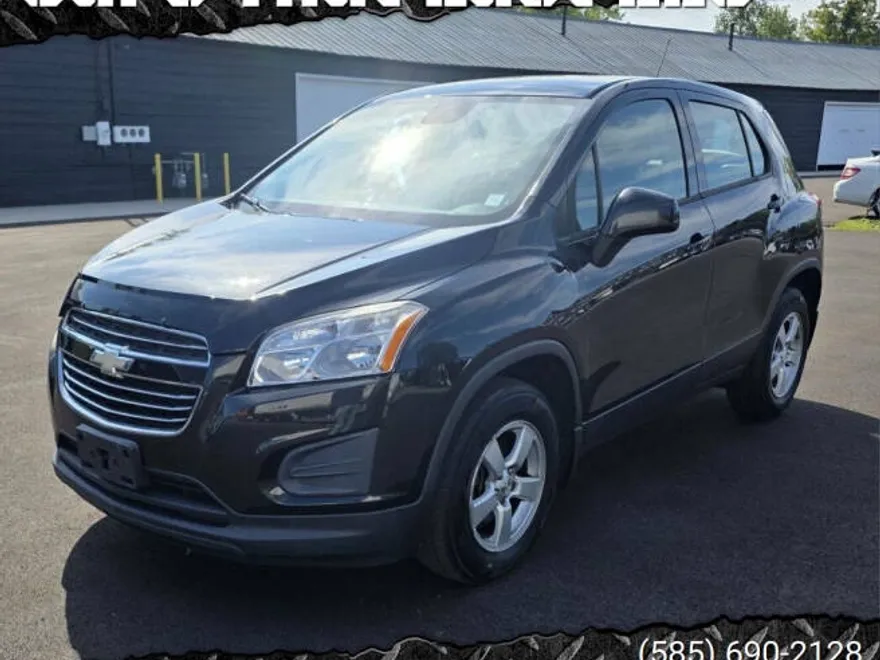 2016 Chevrolet Trax LS photo 1