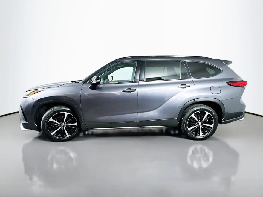 2021 Toyota Highlander XSE photo 1