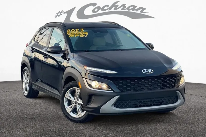 2023 Hyundai Kona SEL photo 1