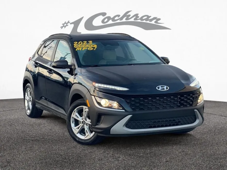 2023 Hyundai Kona SEL photo 1