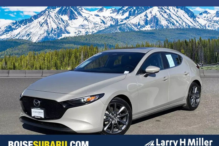 2024 Mazda Mazda3 Hatchback 2.5 s Preferred photo 1