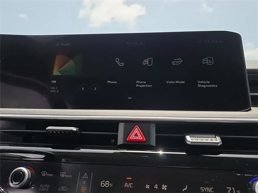 2025 Kia K5 LXS photo 8