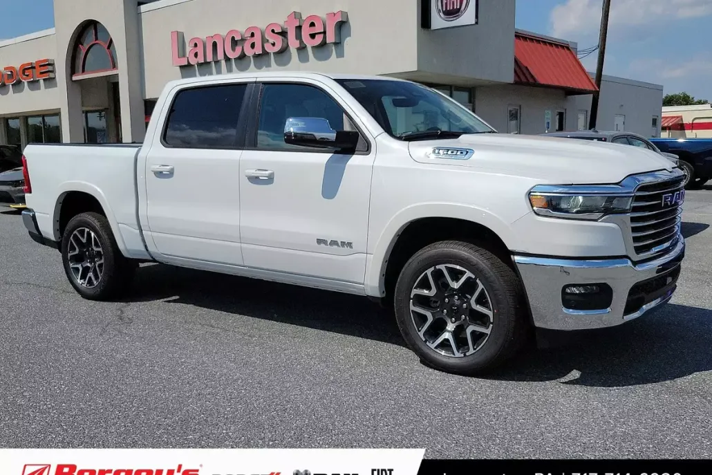 2025 Ram 1500 Laramie photo 1