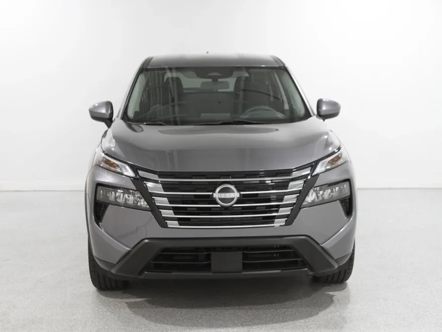 2024 Nissan Rogue SV photo 1