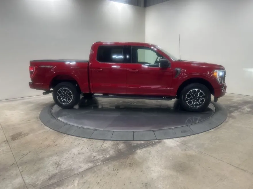 2022 Ford F-150 XLT photo 1