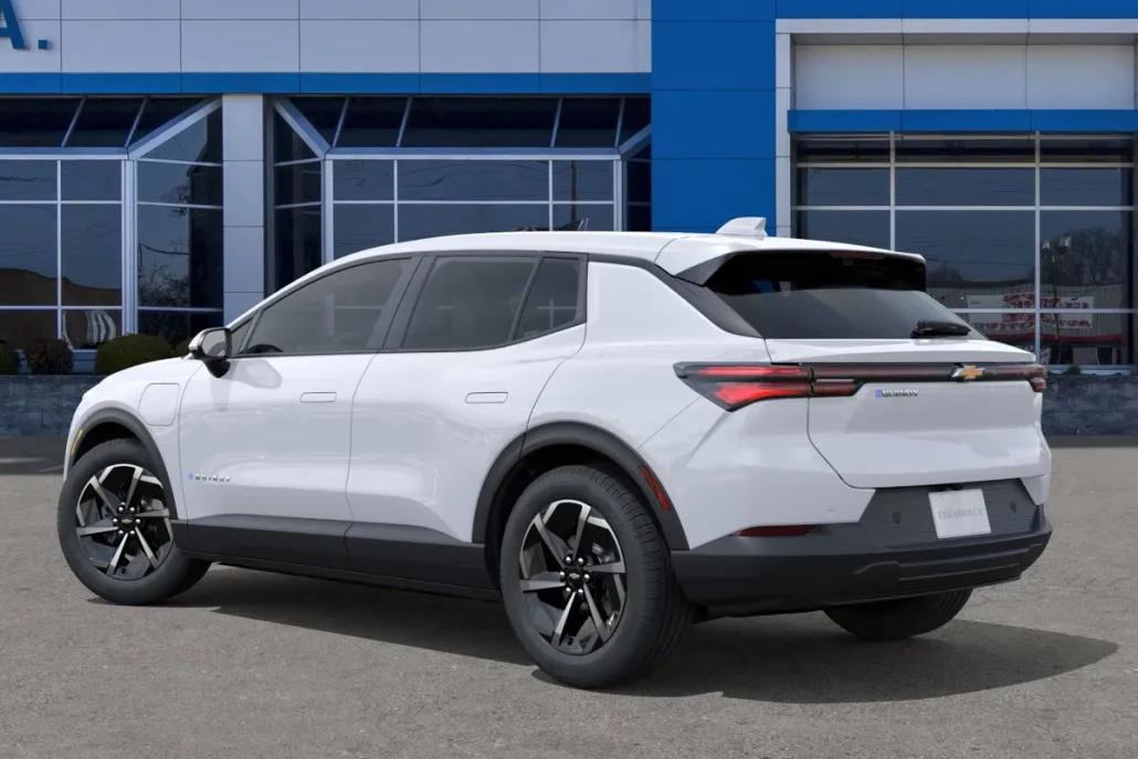 2026 Chevrolet Equinox EV 1LT photo 1