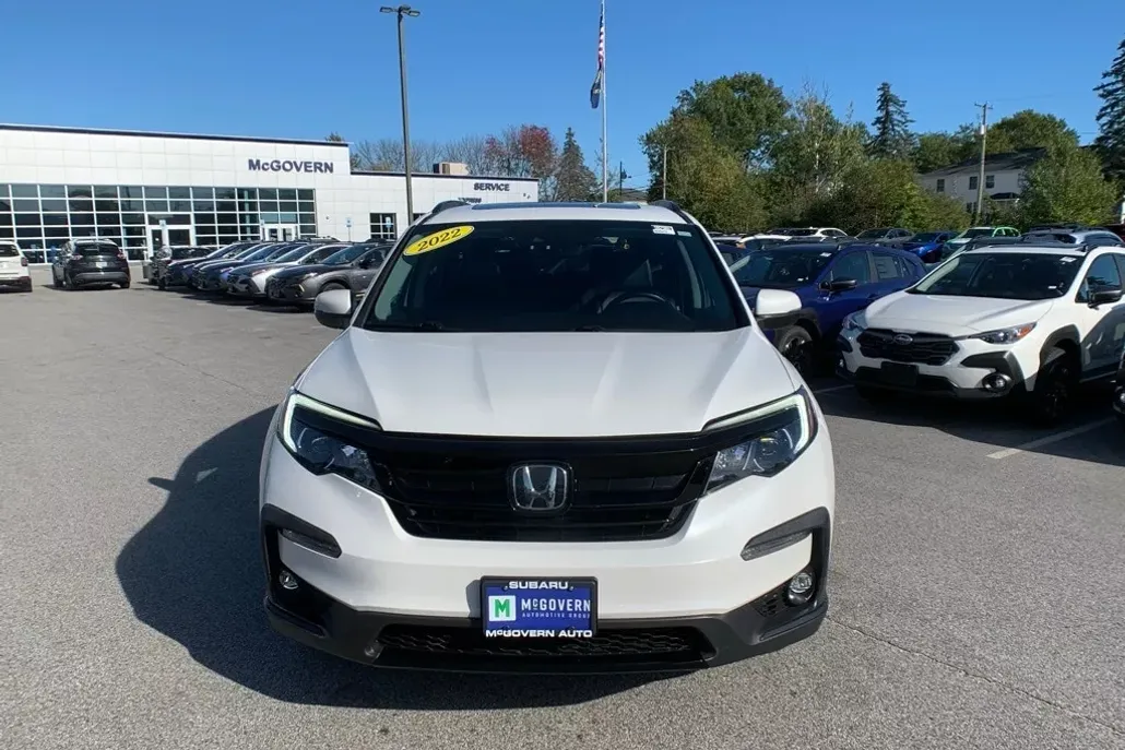 2022 Honda Pilot Special Edition photo 1
