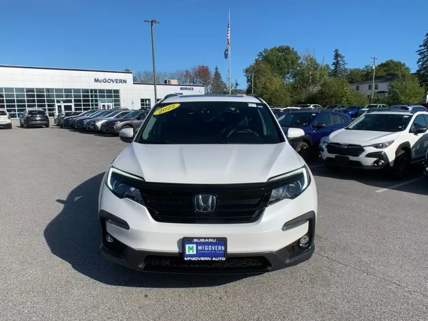 2022 Honda Pilot Special Edition photo 1