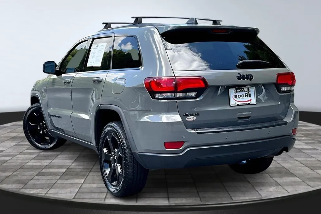 2019 Jeep Grand Cherokee Upland photo 1