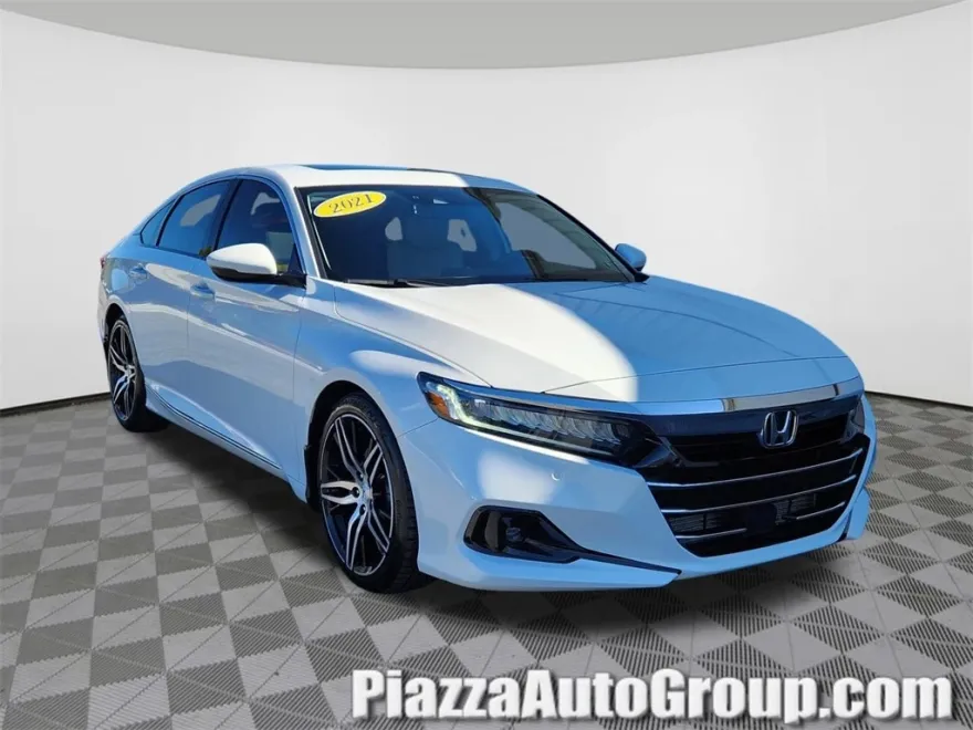 2021 Honda Accord Touring 2.0T photo 1