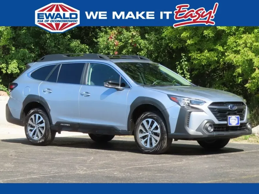 2024 Subaru Outback Premium photo 1