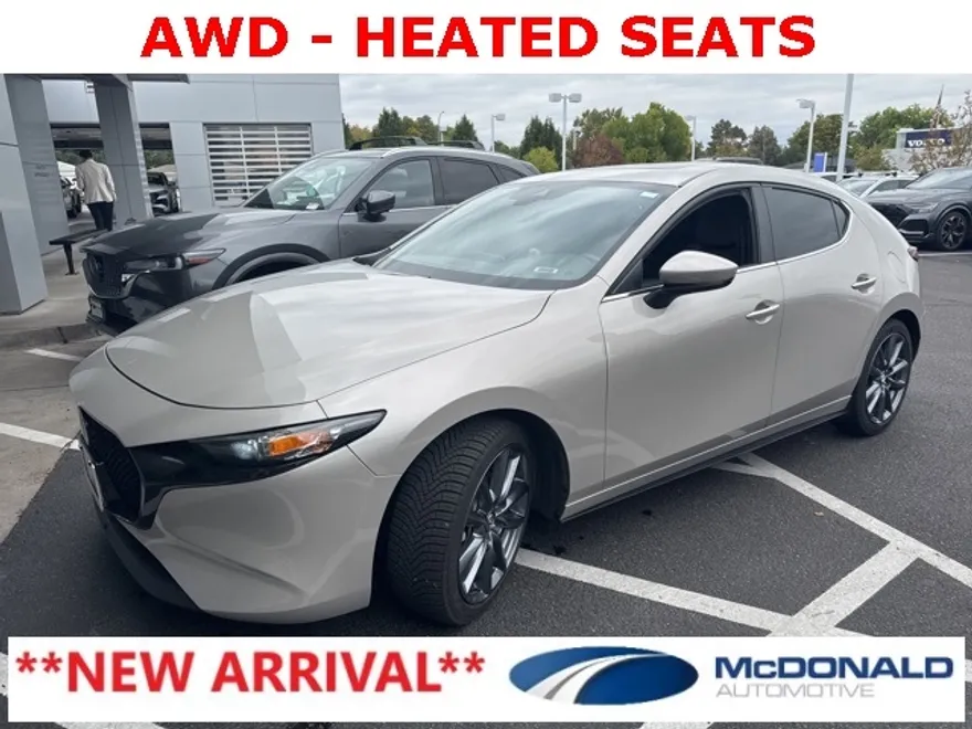 2022 Mazda Mazda3 Preferred photo 1