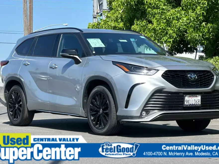 2024 Toyota Highlander Sport photo 1