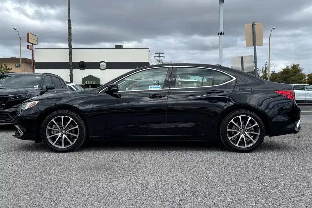 2018 Acura TLX 3.5L photo 1