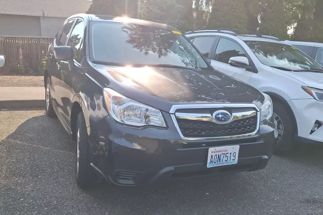 2014 Subaru Forester 2.5i photo 1