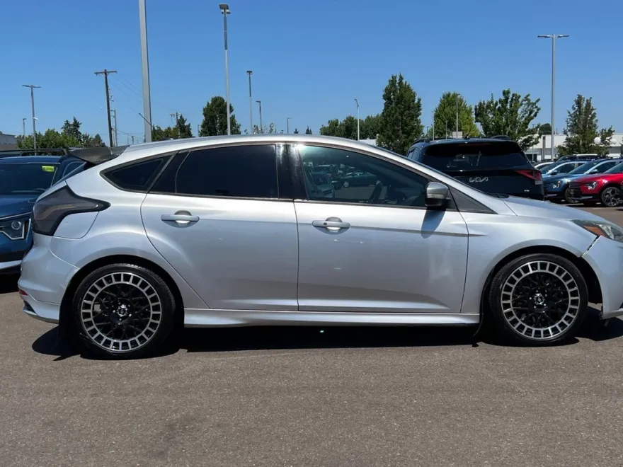 2014 Ford Focus ST photo 1
