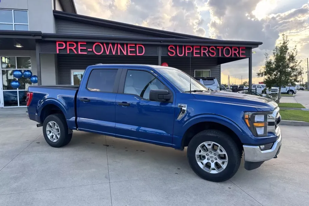 2023 Ford F-150 Lariat photo 1