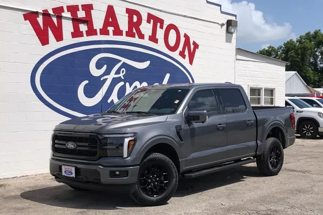2025 Ford F-150 Lariat photo 1