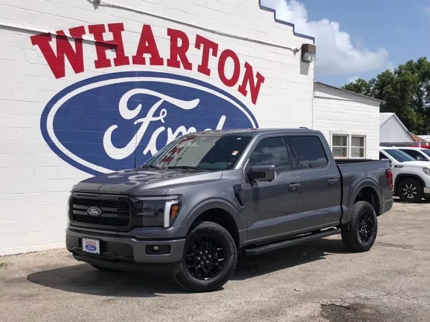 2025 Ford F-150 Lariat photo 1