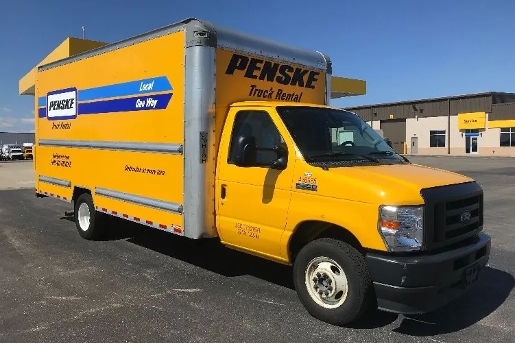 2022 Ford E-350 photo 1