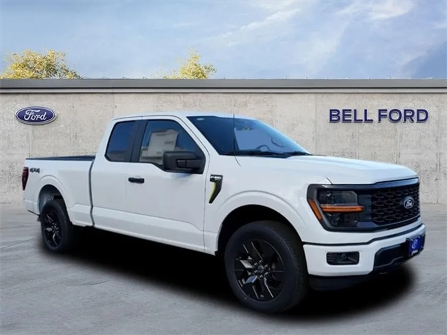 2025 Ford F-150 STX photo 1
