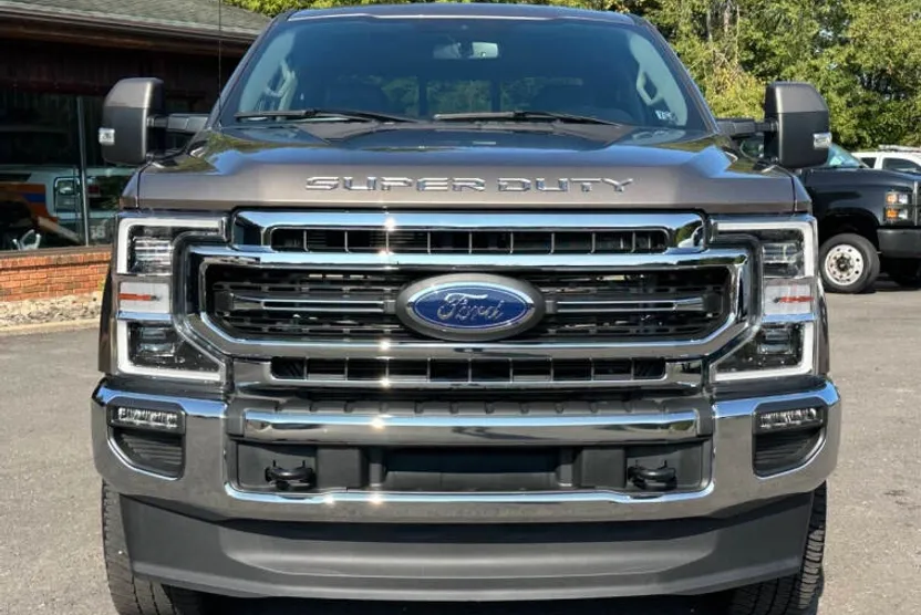 2021 Ford F-250 Lariat photo 1