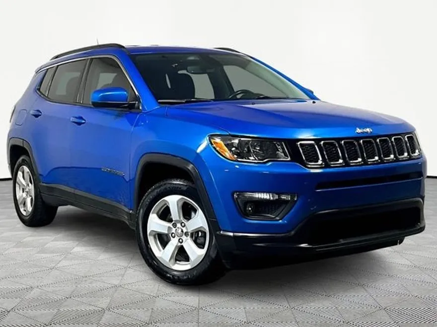 2019 Jeep Compass Latitude photo 1